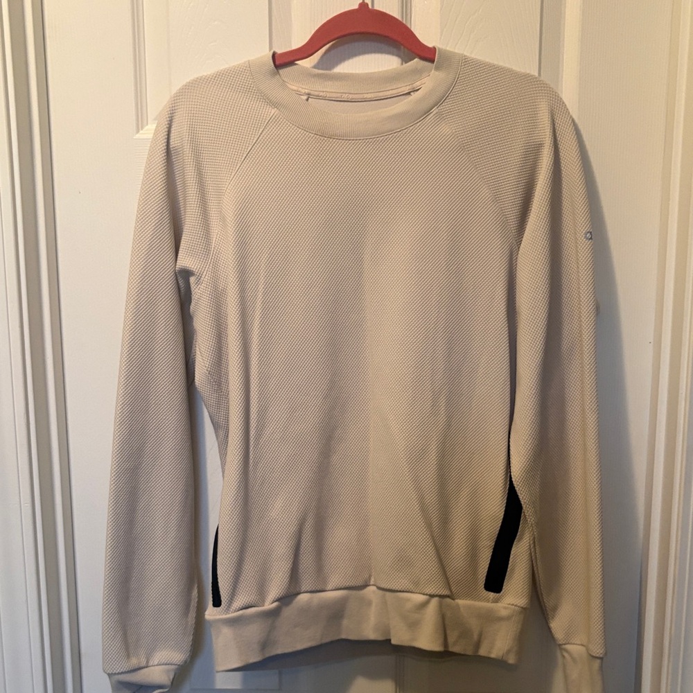 Alo Crewneck Sweater in Light Beige